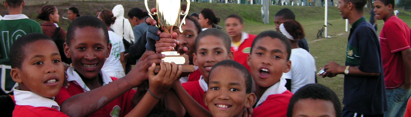 Coach Sports to children in Knysna in South Africa