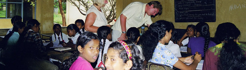Teach English to Village Children in Wasgamuwa in Sri Lanka