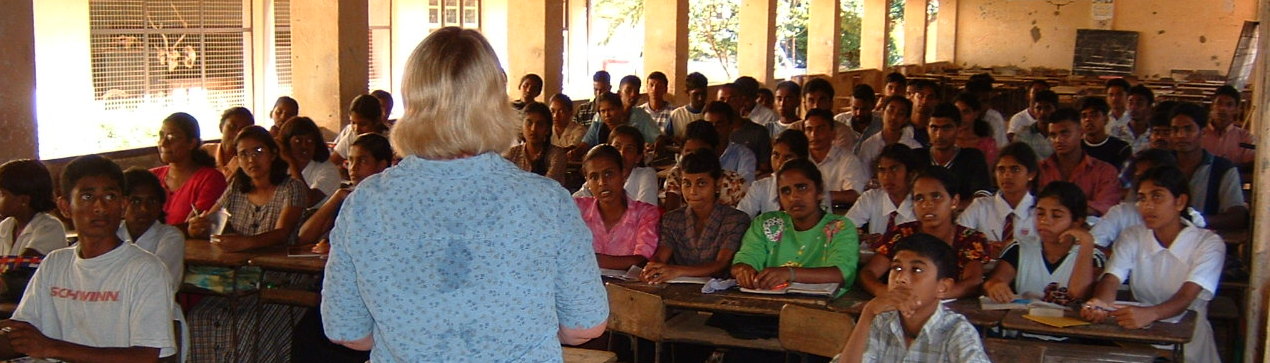 Teach English to Village Children in Wasgamuwa in Sri Lanka